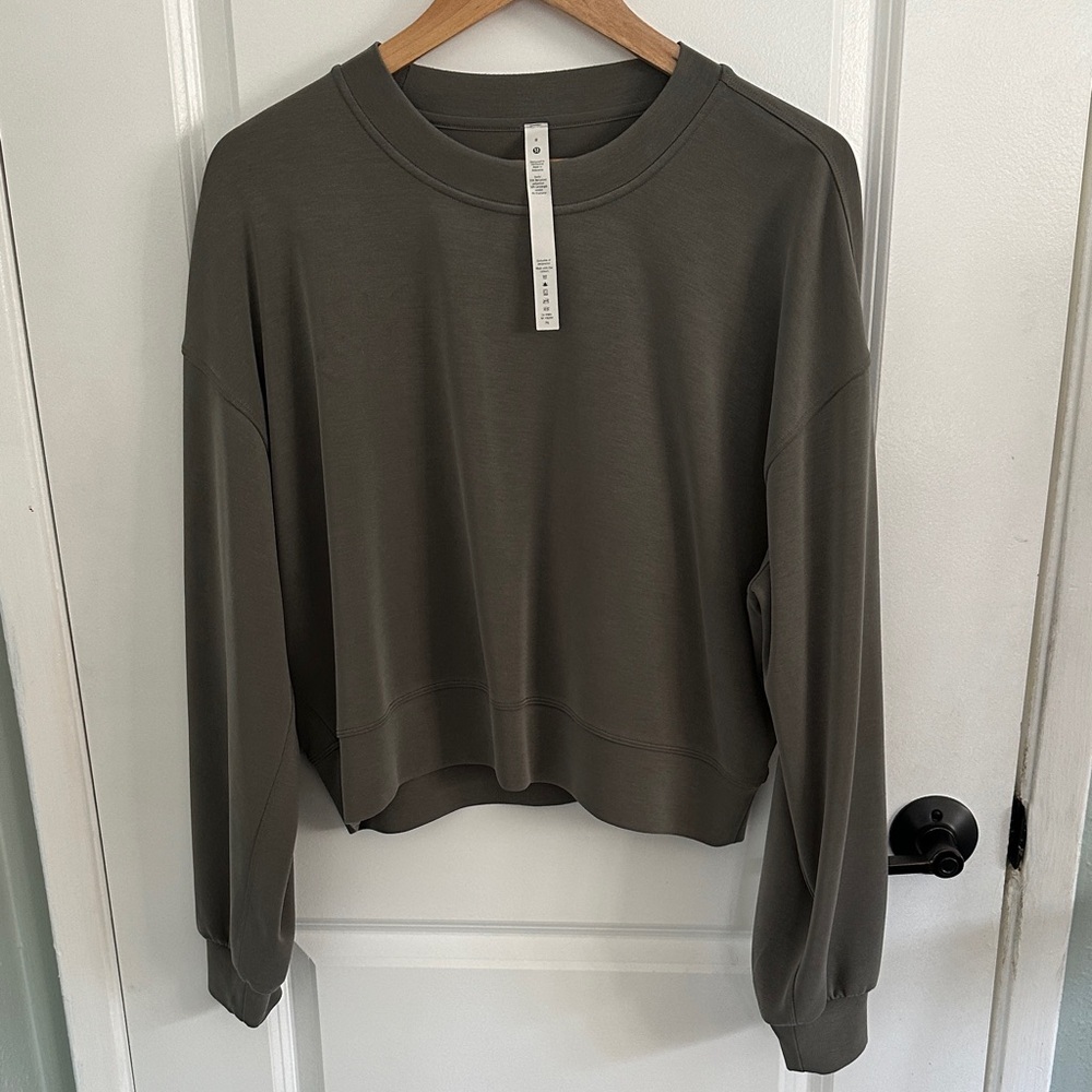 Lululemon Perfectly Oversized Cropped Crew In Olive Green